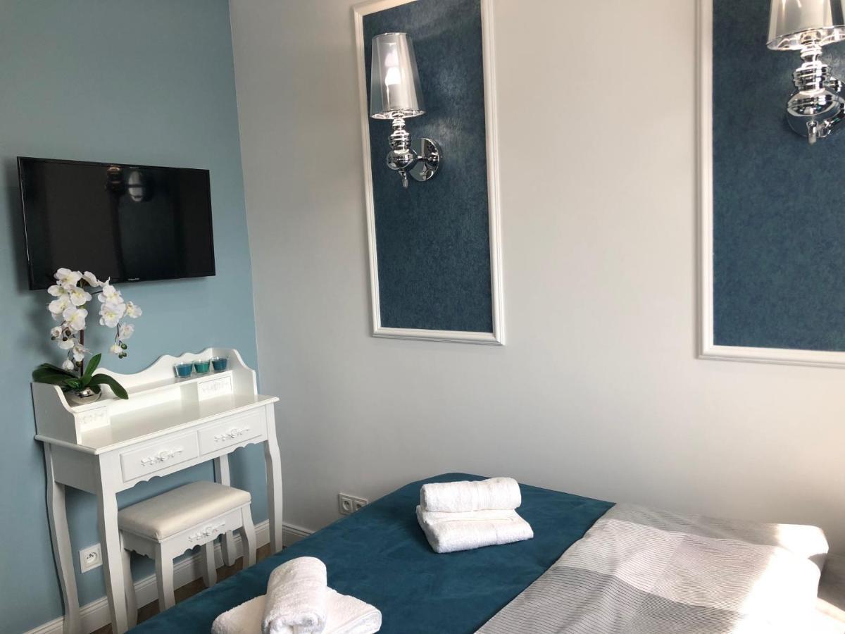 Family & Business Sauna Apartments No1 Lesny Nad Zalewem Cedzyna Unikat - 3 Bedroom With Private Sauna, Bath With Hydromassage, Terrace, Garage, Catering Options Kielce Eksteriør bilde